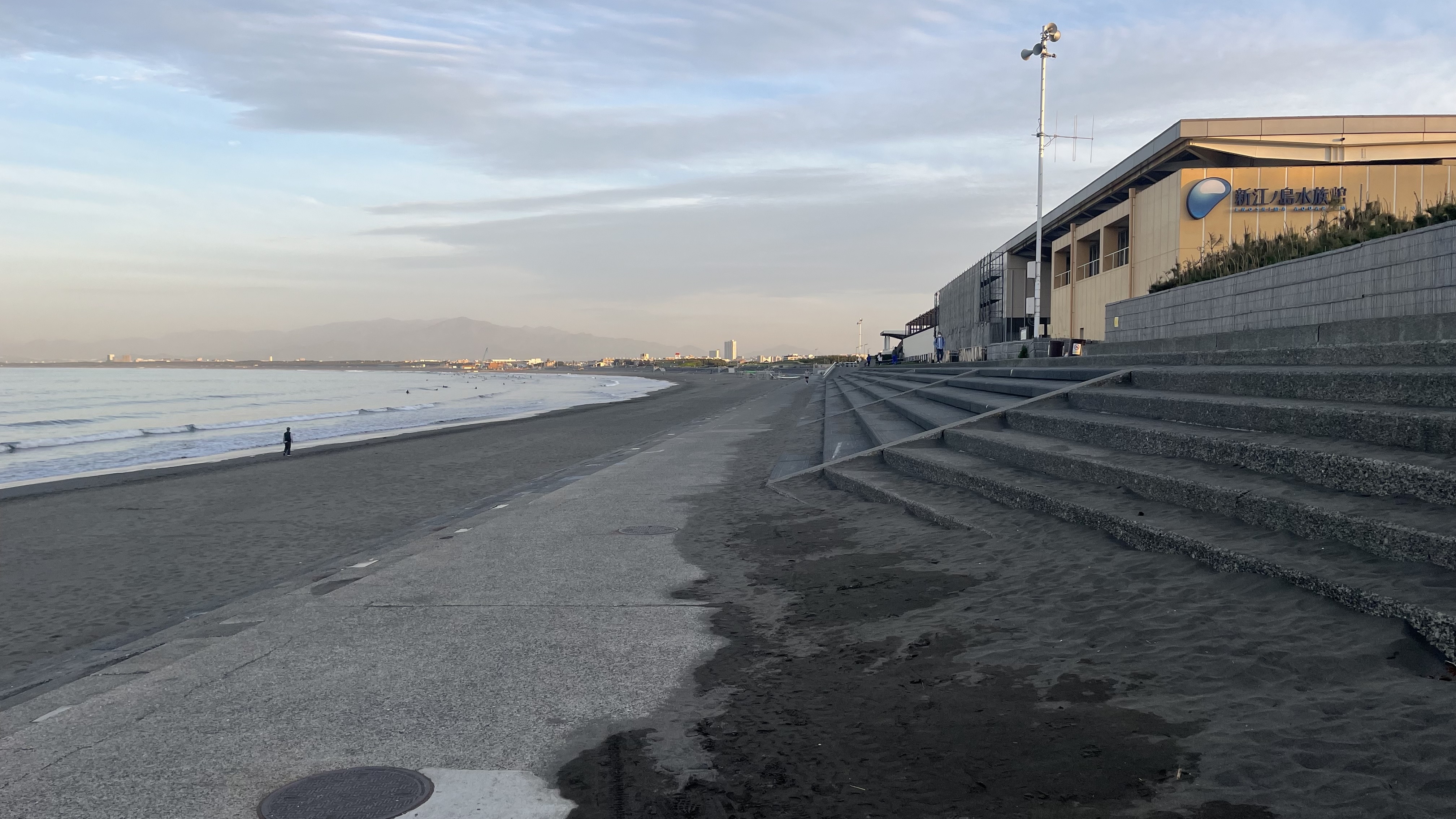 片瀬西浜